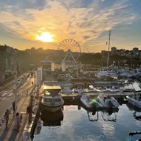 Daire Feels Like Juan Flore - Air-conditioned Furnished With Terrace & Parking