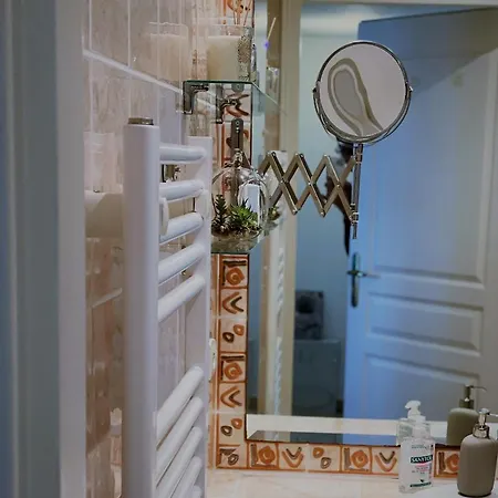 Feels Like Juan Flore - Air-conditioned Furnished With Terrace & Parking Daire Antibes