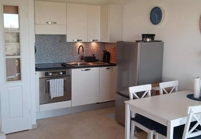 Feels Like Juan Flore - Air-conditioned Furnished With Terrace & Parking Daire *